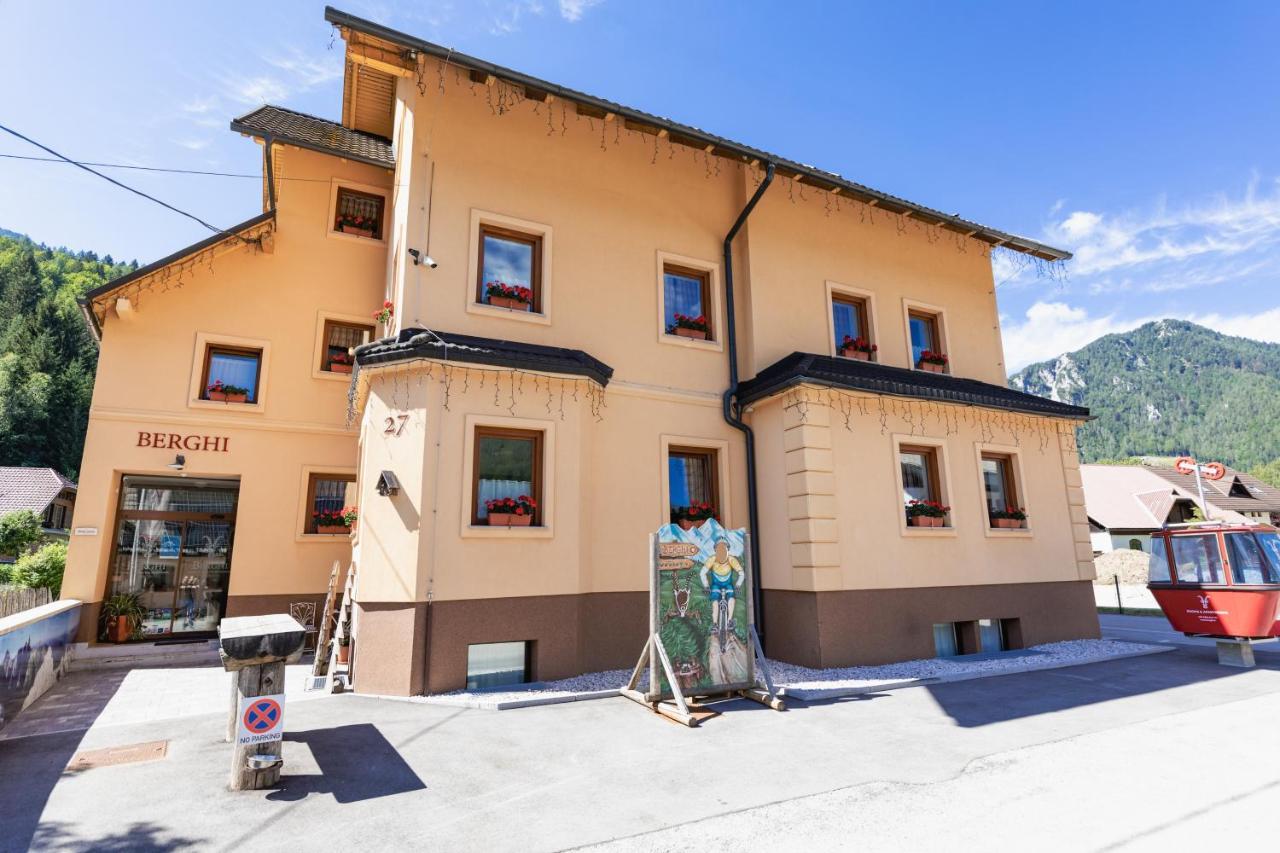 Berghi Hotel And Apartments Kranjska Gora Exterior photo
